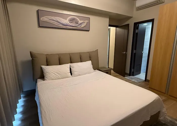 Modern Cozy 2br Next To Okada Casino Airsports Moa 马尼拉