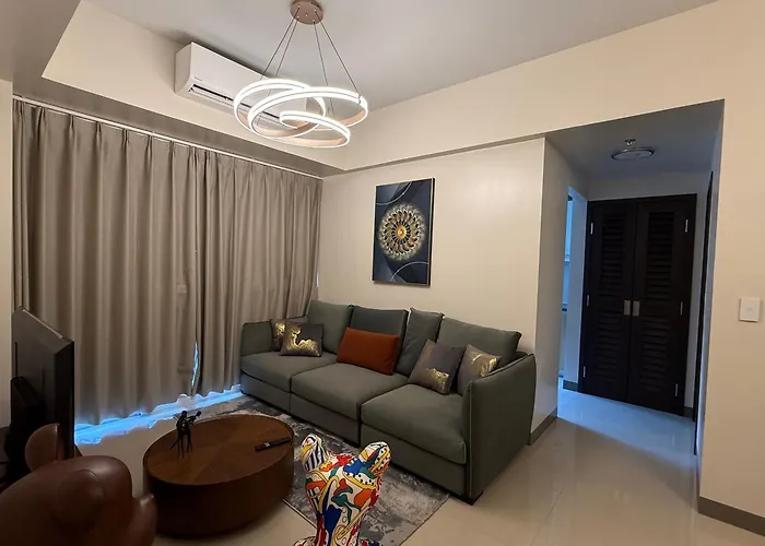Modern Cozy 2br Next To Okada Casino Airsports Moa * 马尼拉