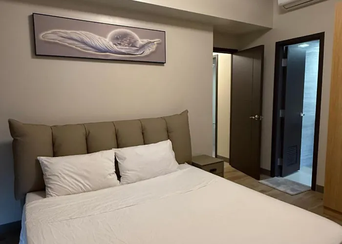 Modern Cozy 2br Next To Okada Casino Airsports Moa 马尼拉