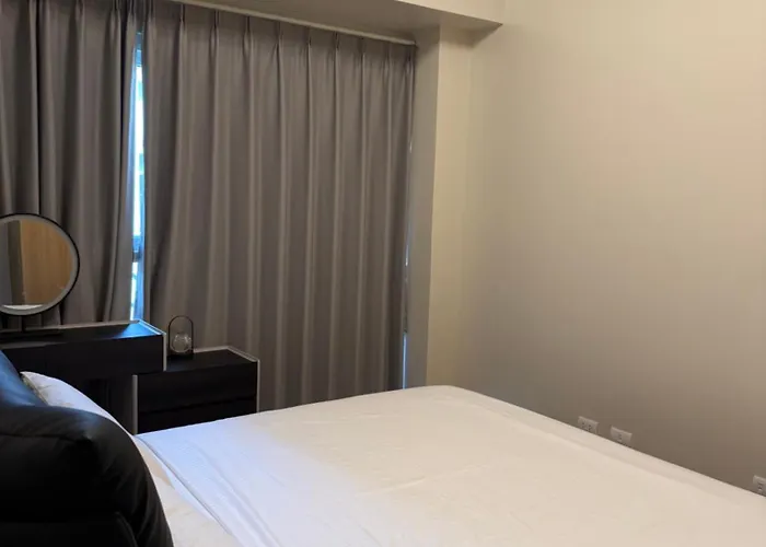 Modern Cozy 2br Next To Okada Casino Airsports Moa *